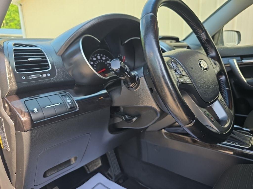 Kia Sorento 2WD 4dr I4 LX 2014