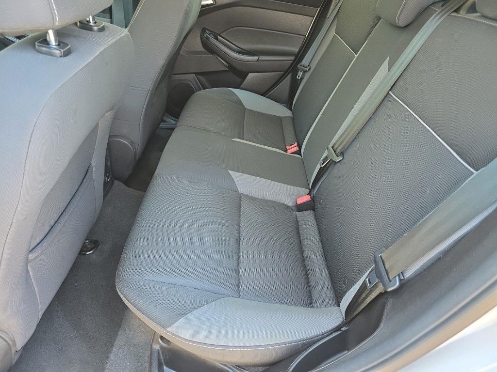 Ford Focus 5dr HB SE 2014