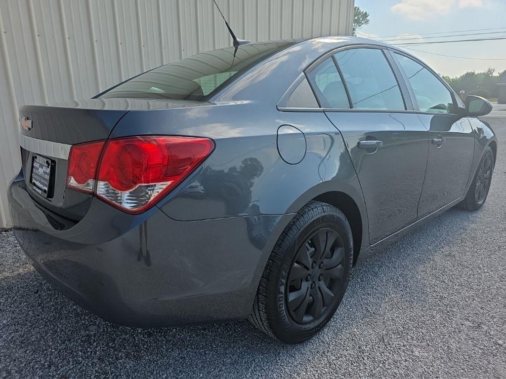 Chevrolet Cruze 4dr Sdn Auto LS 2013