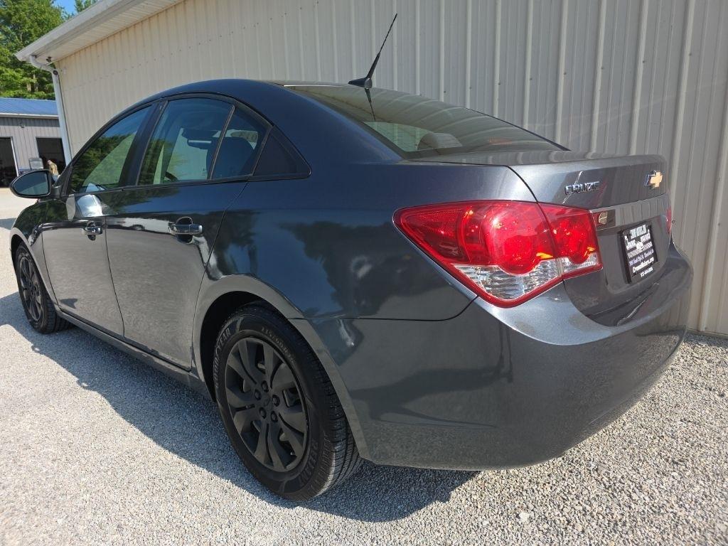 Chevrolet Cruze 4dr Sdn Auto LS 2013