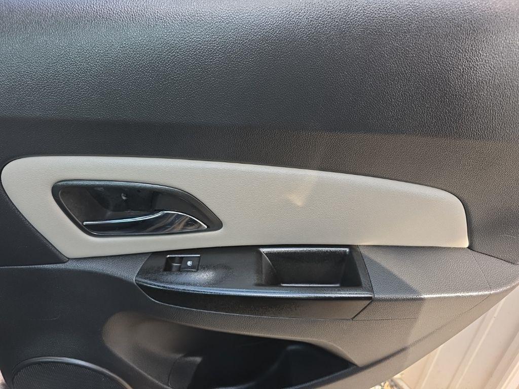 Chevrolet Cruze 4dr Sdn Auto LS 2014