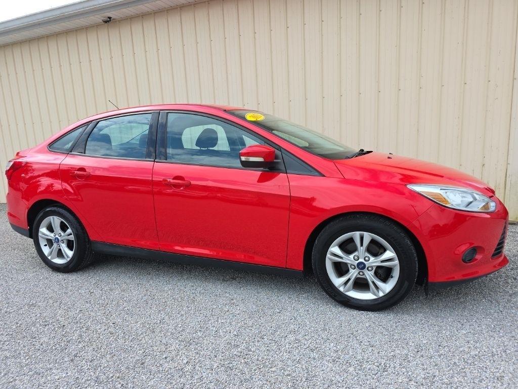 Ford Focus 4dr Sdn SE 2013