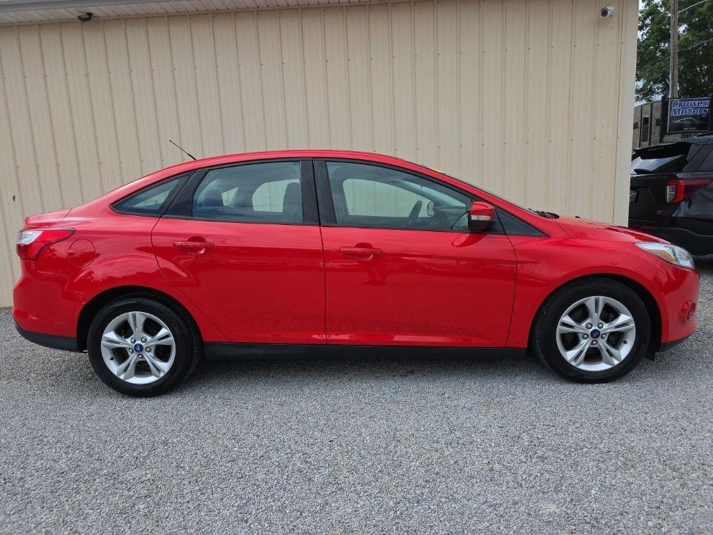 Ford Focus 4dr Sdn SE 2013