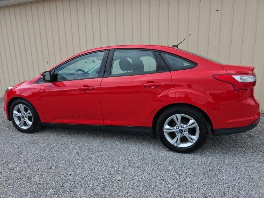 Ford Focus 4dr Sdn SE 2013