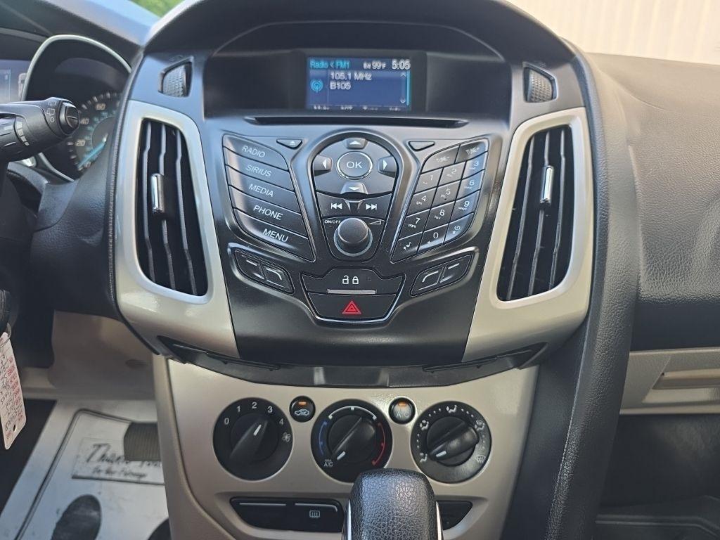 Ford Focus 5dr HB SE 2014