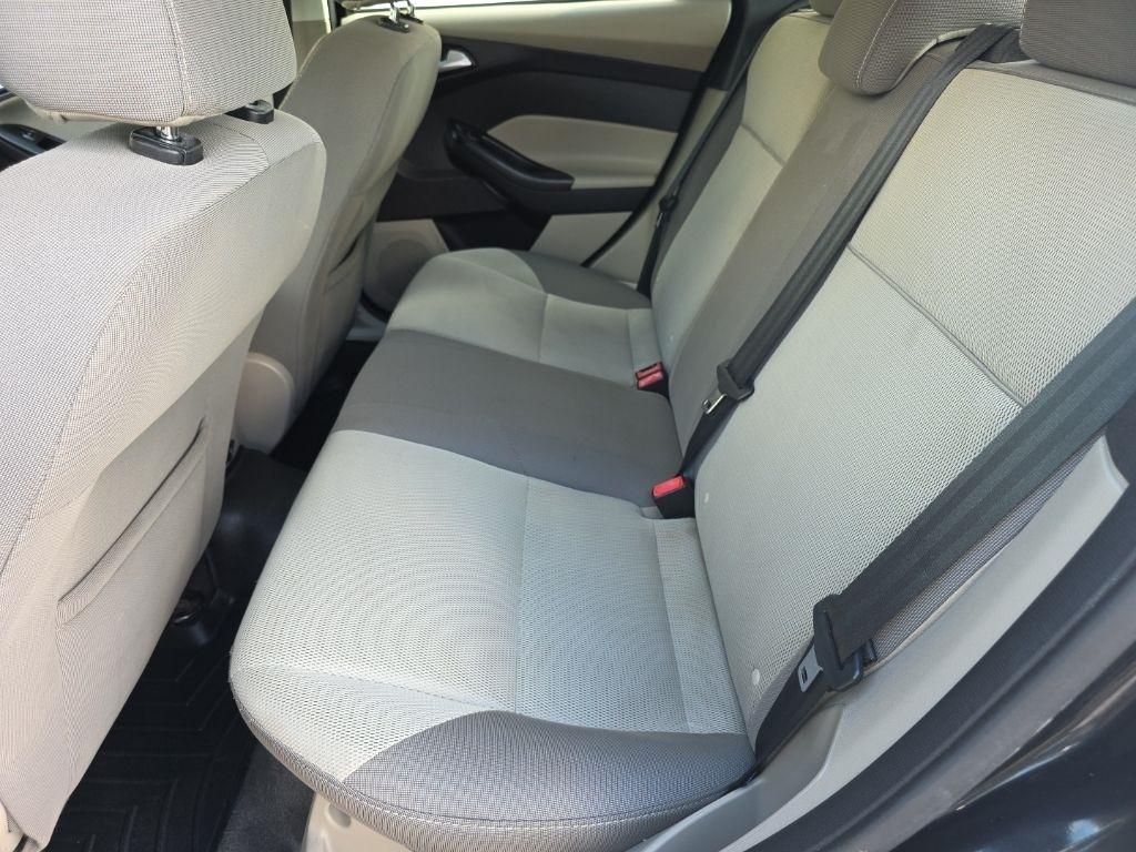 Ford Focus 5dr HB SE 2014