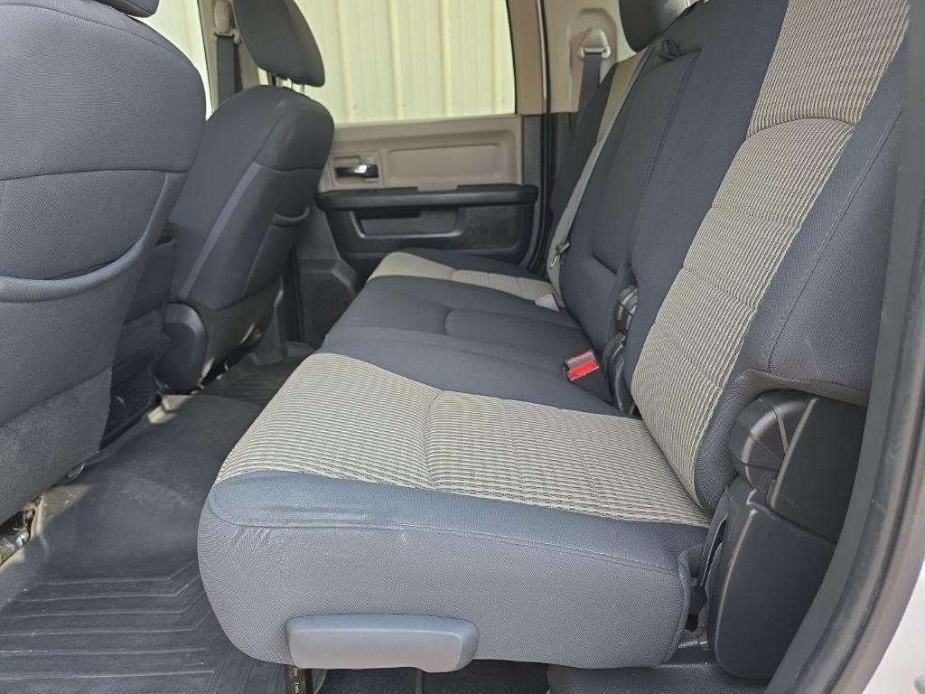 RAM 2500 4WD Mega Cab 160.5" SLT 2012