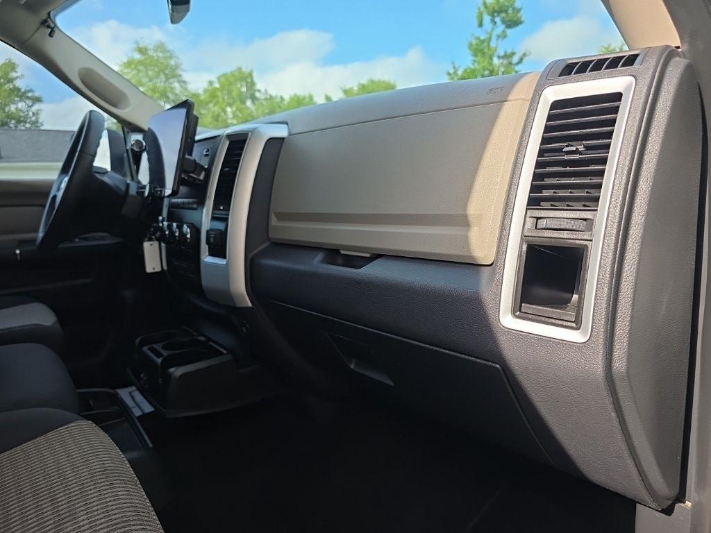RAM 2500 4WD Mega Cab 160.5" SLT 2012