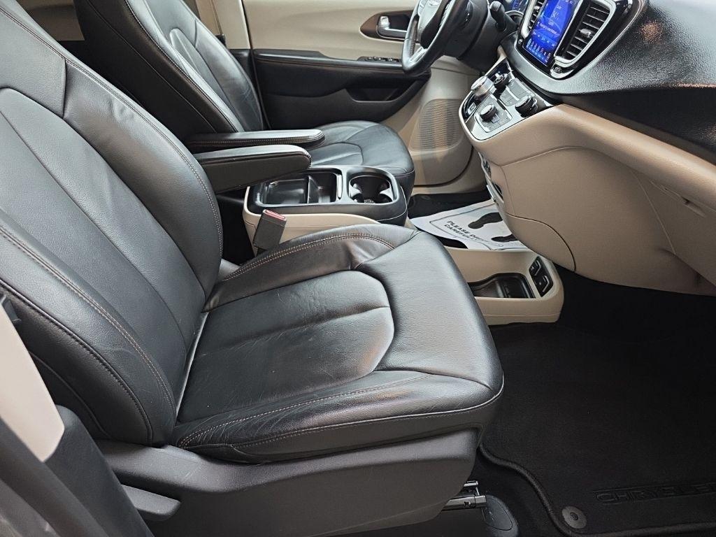 Chrysler Pacifica Touring-L FWD 2017