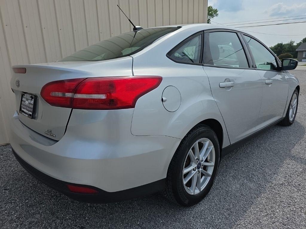 Ford Focus 4dr Sdn SE 2016