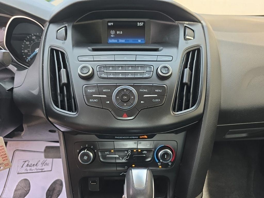 Ford Focus 4dr Sdn SE 2016