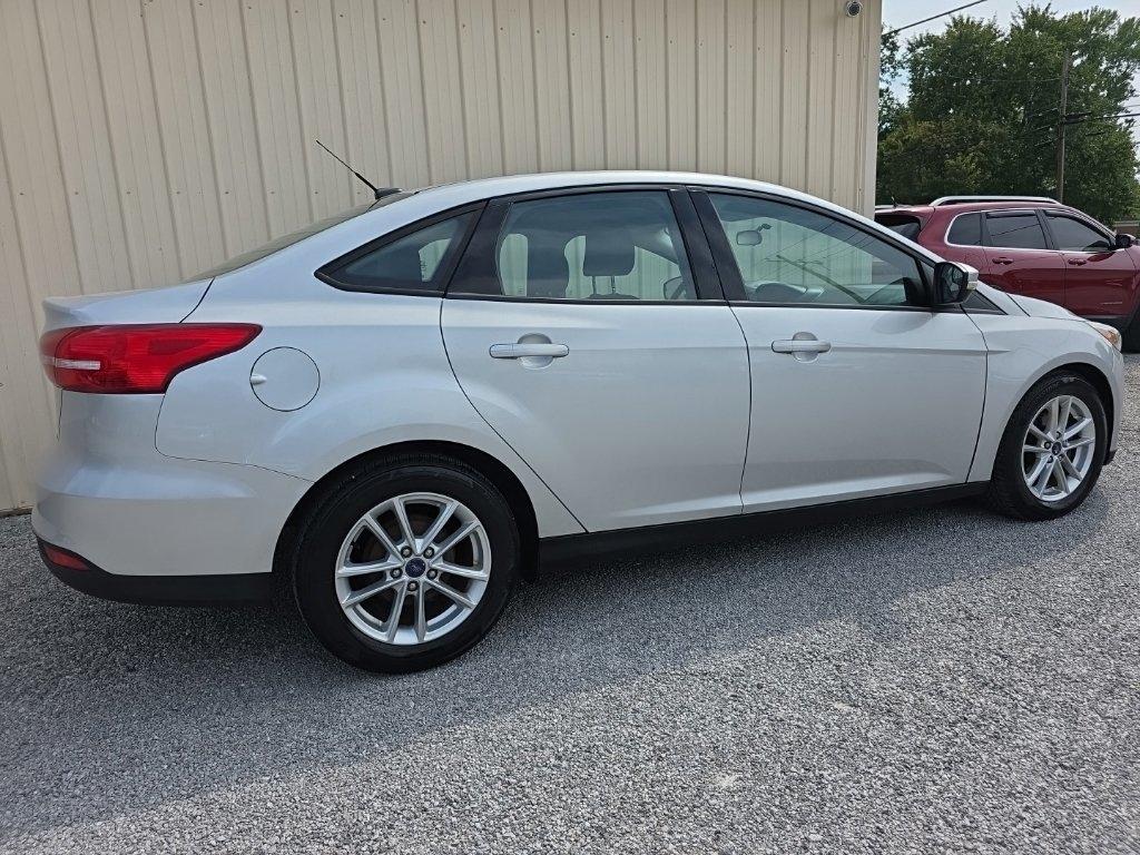 Ford Focus 4dr Sdn SE 2016