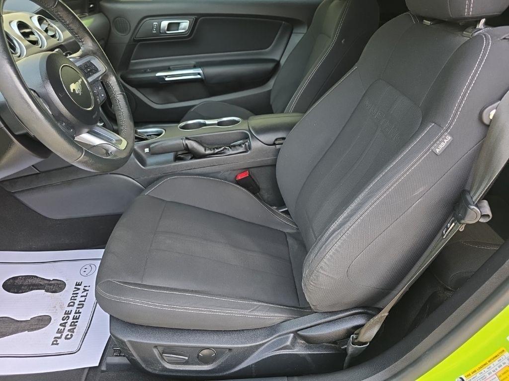 Ford Mustang EcoBoost Fastback 2020