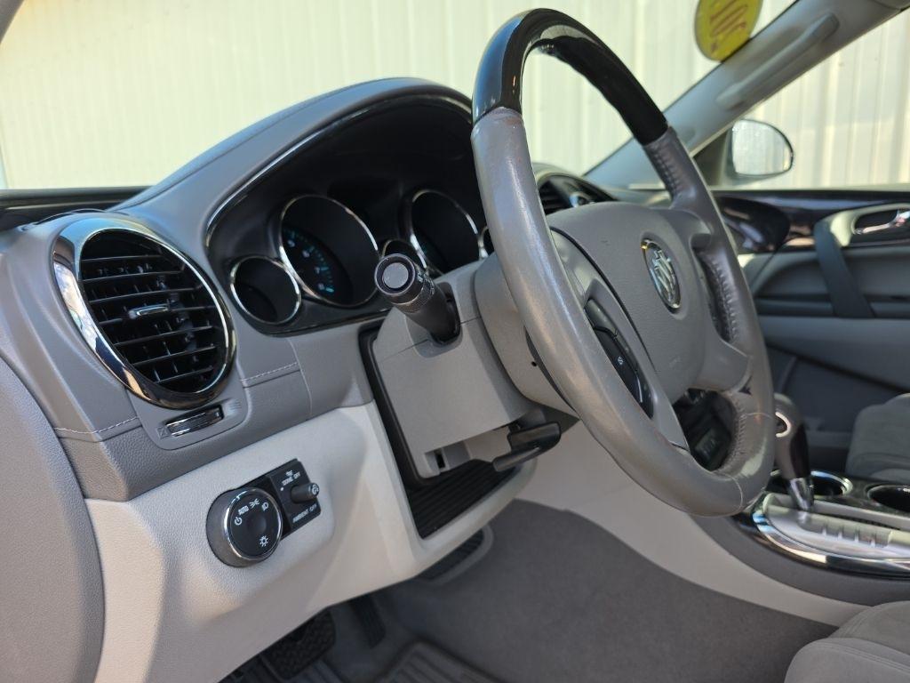 Buick Enclave FWD 4dr Convenience 2017