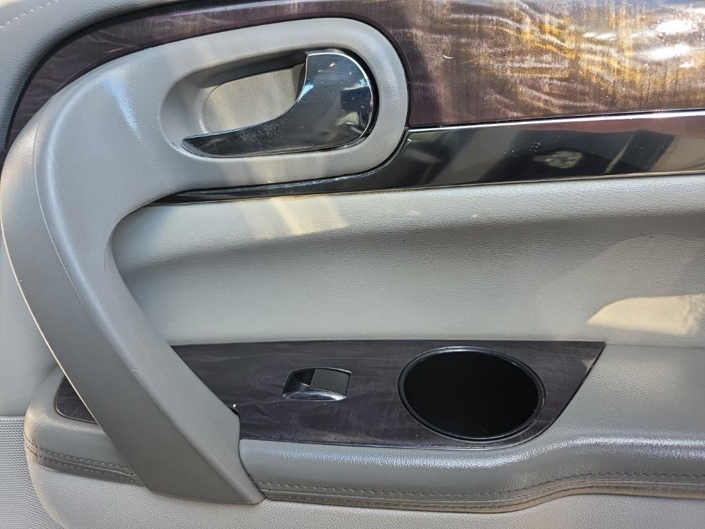 Buick Enclave FWD 4dr Convenience 2017