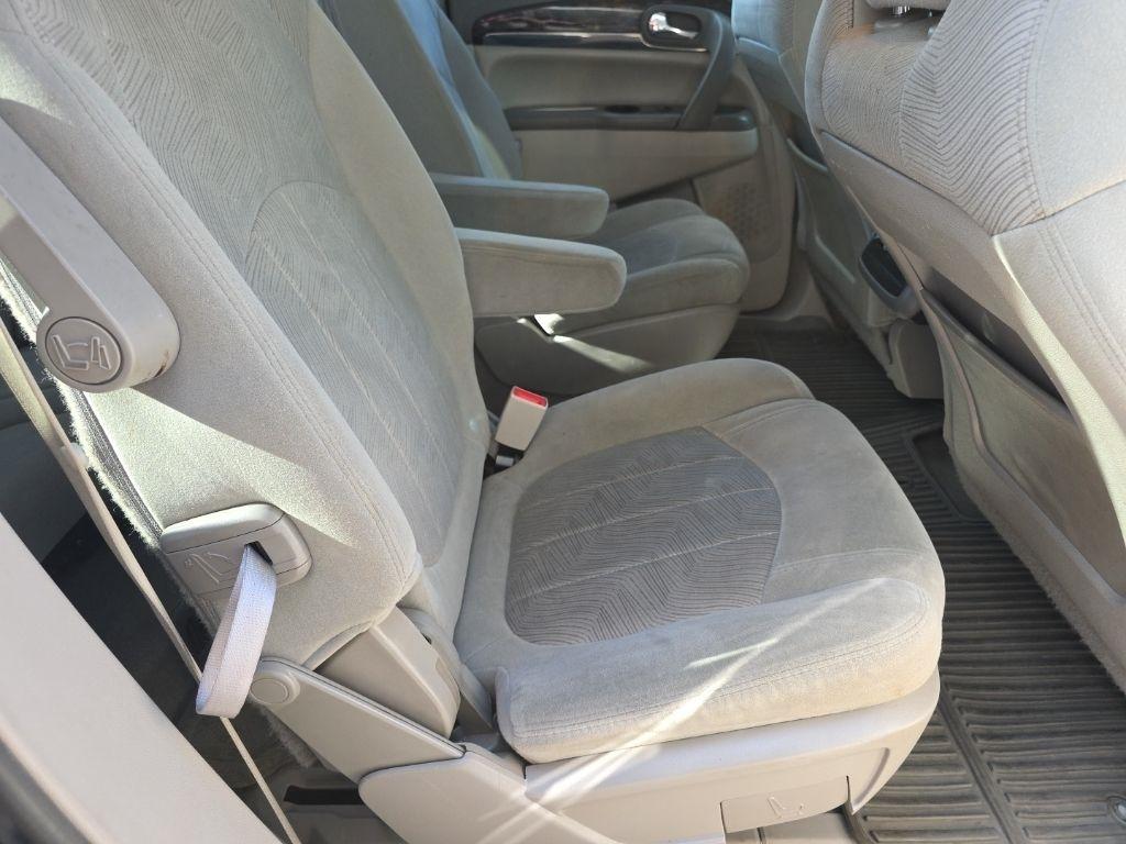 Buick Enclave FWD 4dr Convenience 2017