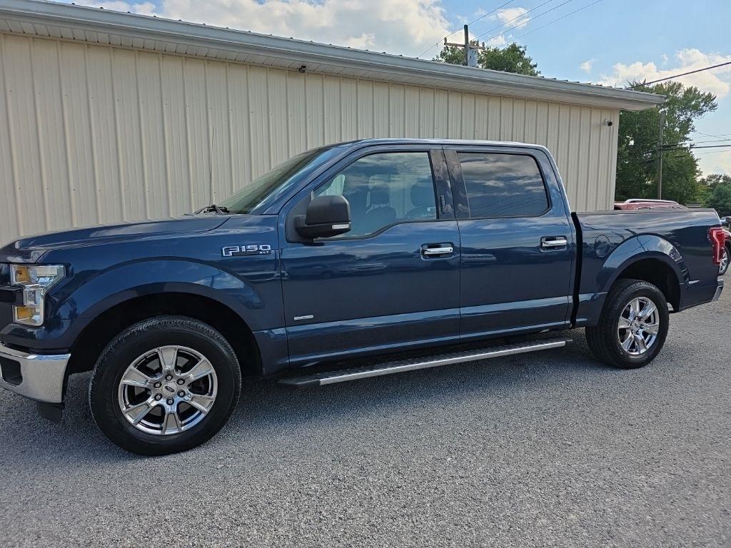 Ford F-150 2WD SuperCrew 157" Lariat 2016