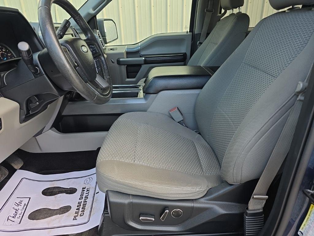 Ford F-150 2WD SuperCrew 157" Lariat 2016