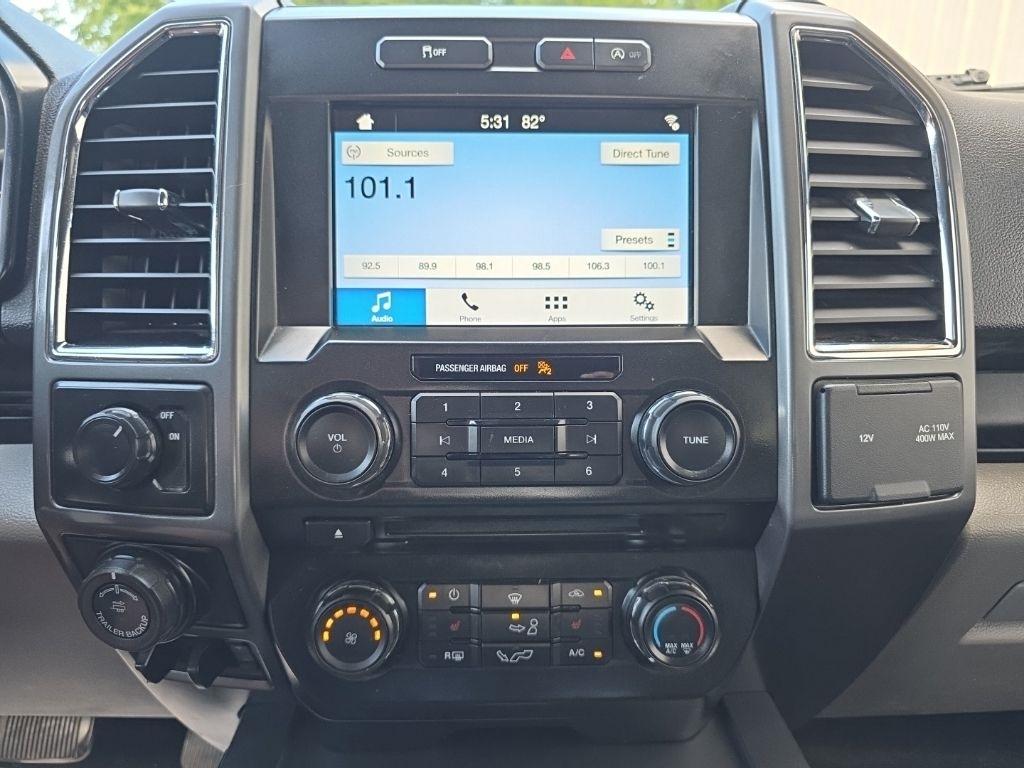 Ford F-150 2WD SuperCrew 157" Lariat 2016