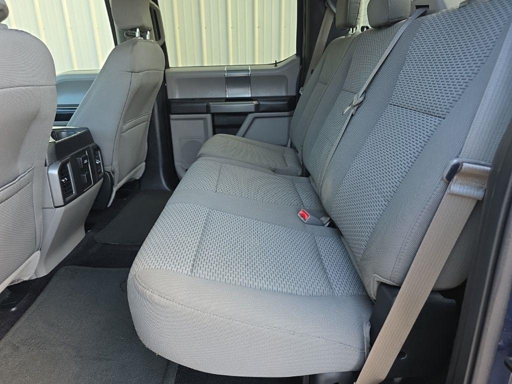 Ford F-150 2WD SuperCrew 157" Lariat 2016