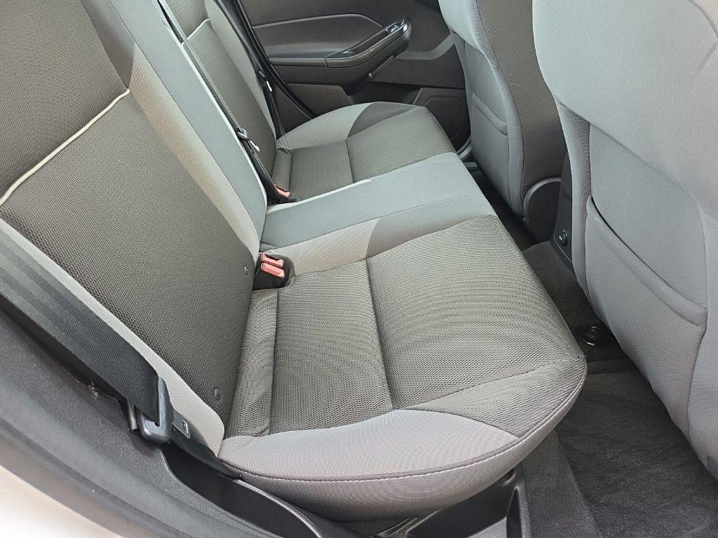 Ford Focus 4dr Sdn SE 2014