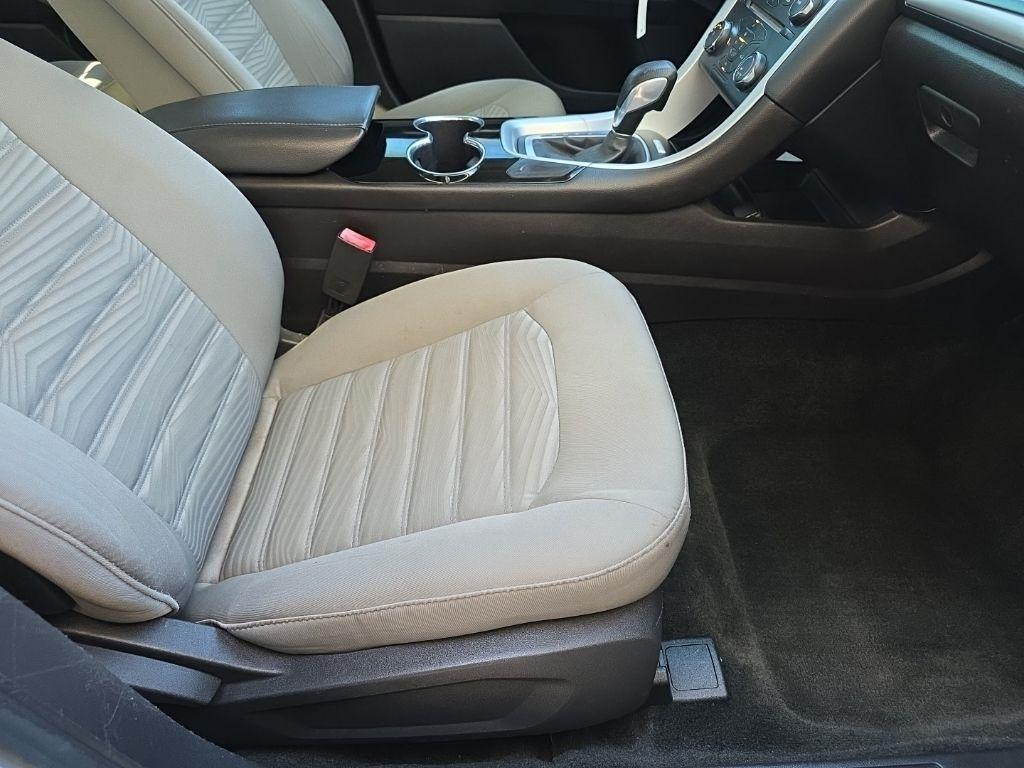 Ford Fusion 4dr Sdn S FWD 2016