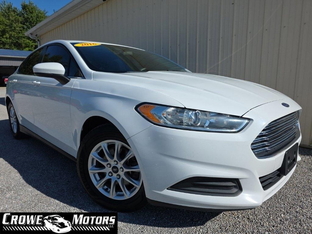2016 Ford Fusion 4dr Sdn S FWD