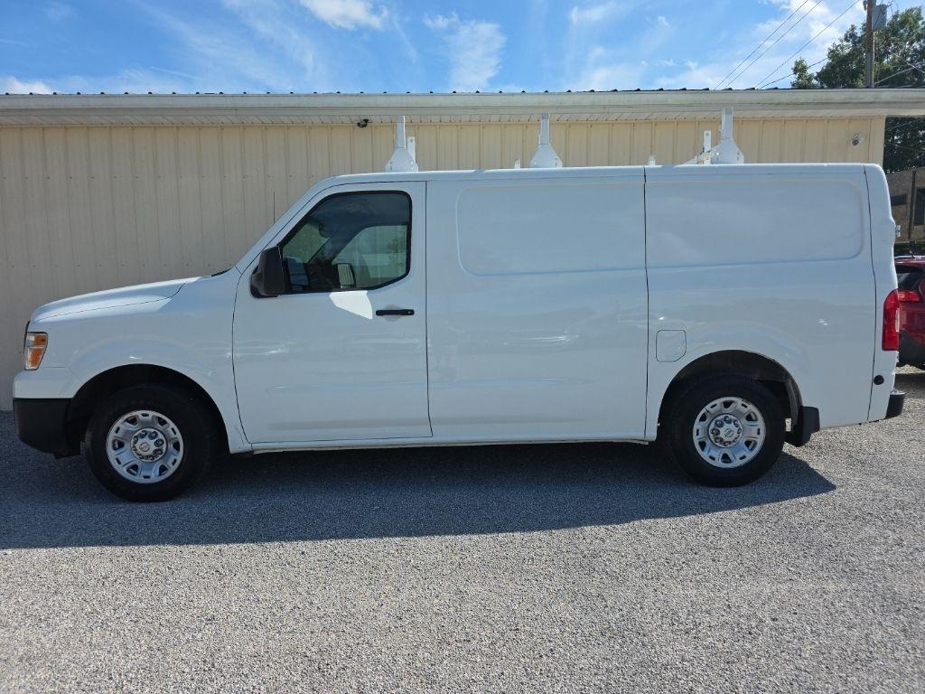 Nissan NV Cargo NV2500 HD Standard Roof V6 SV 2017