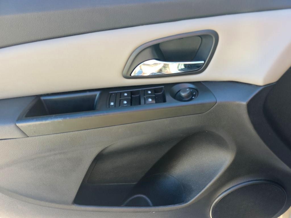Chevrolet Cruze 4dr Sdn Auto LS 2014