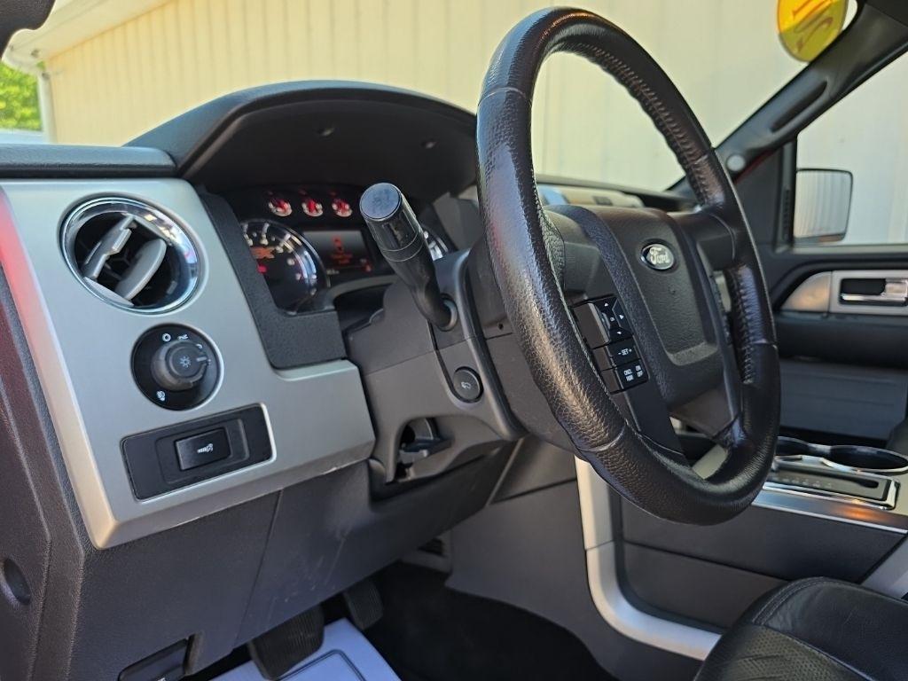 Ford F-150 4WD SuperCrew 145" Platinum 2014