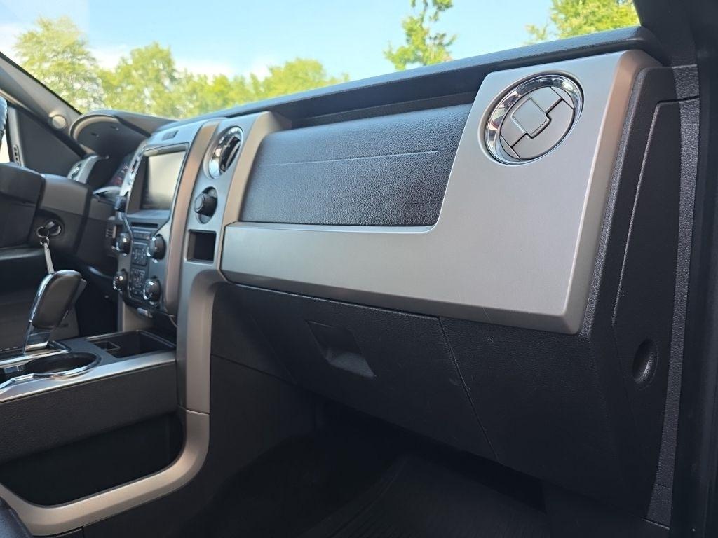 Ford F-150 4WD SuperCrew 145" Platinum 2014