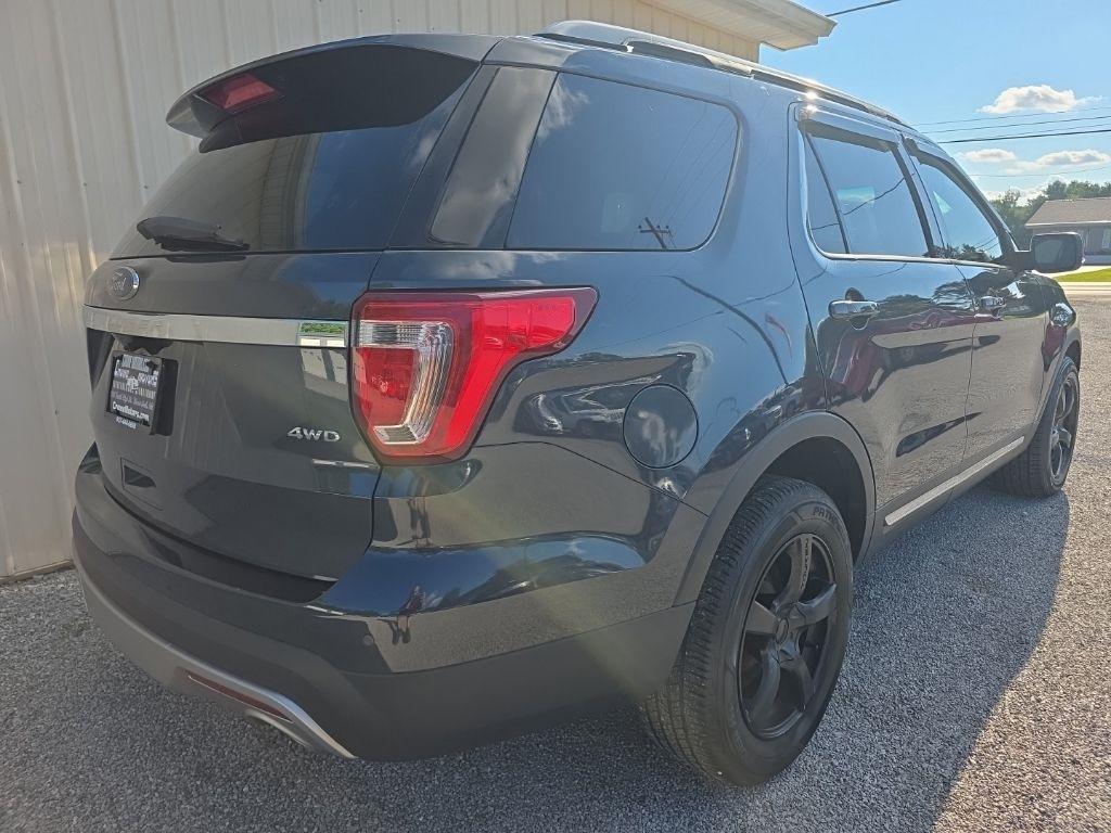 Ford Explorer XLT 4WD 2017