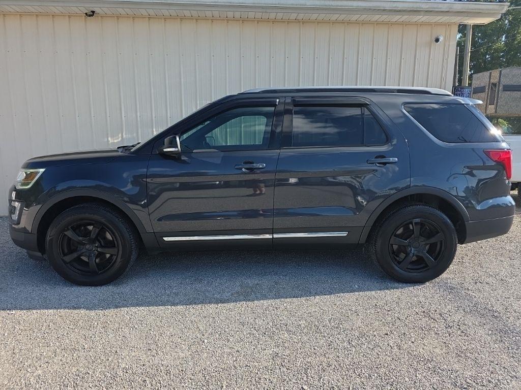 Ford Explorer XLT 4WD 2017