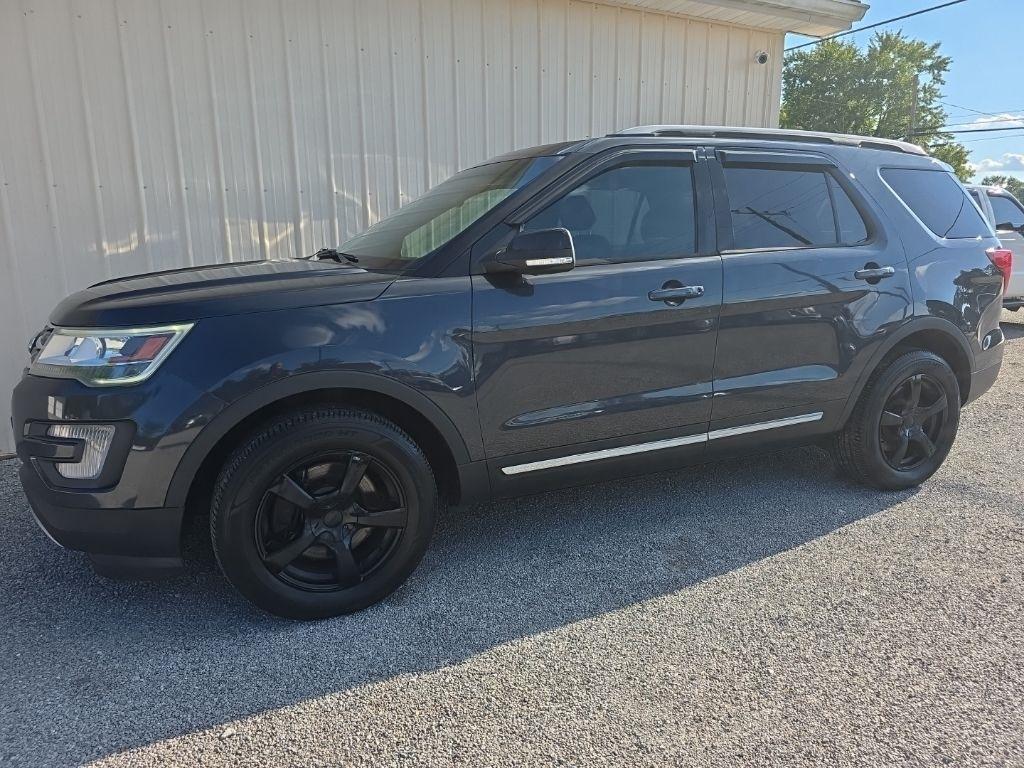 Ford Explorer XLT 4WD 2017