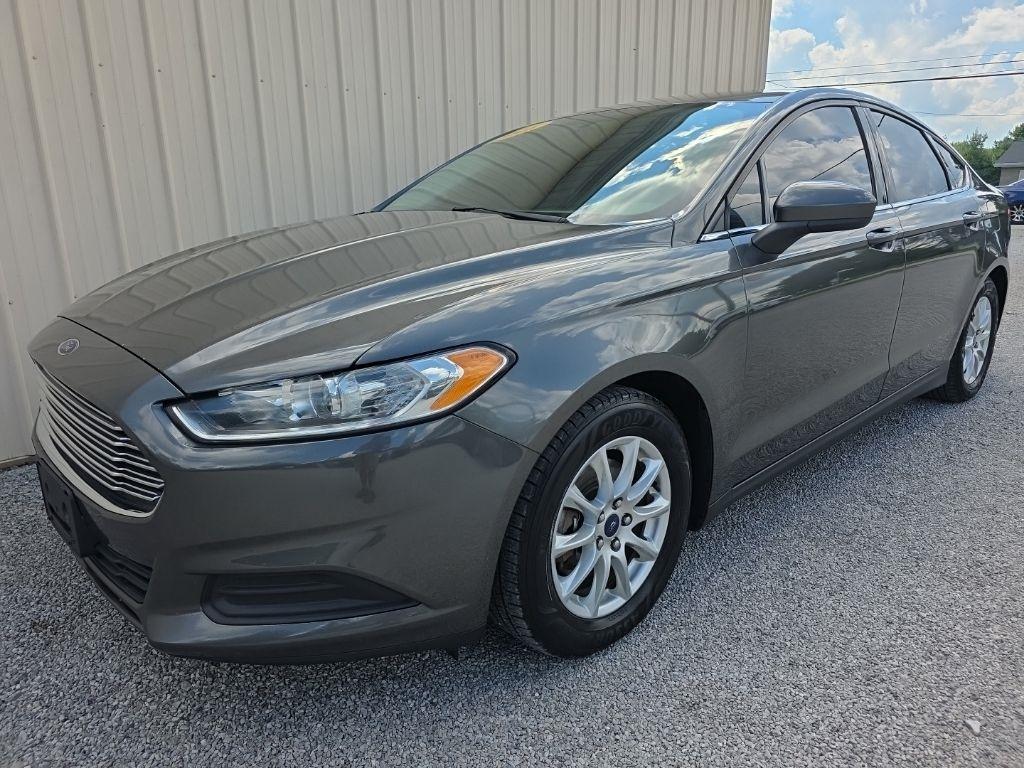 Ford Fusion 4dr Sdn S FWD 2016