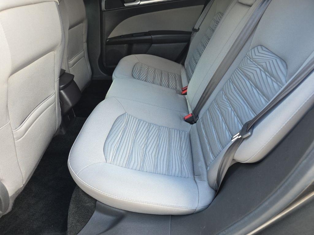 Ford Fusion 4dr Sdn S FWD 2016