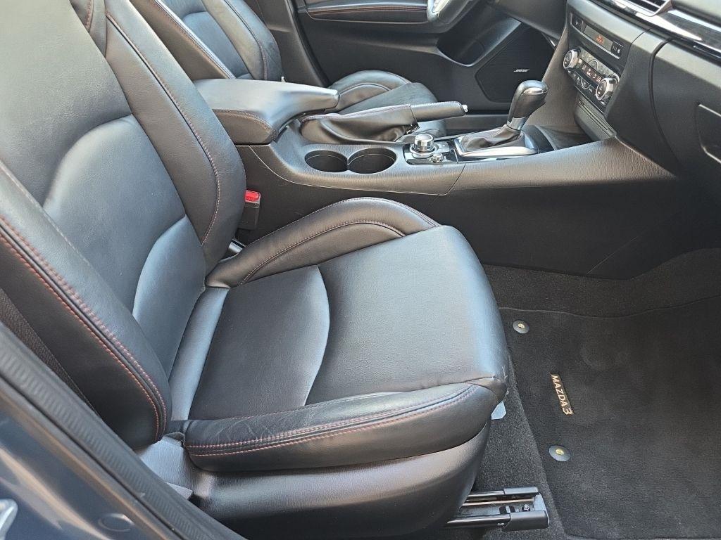 Mazda MAZDA3 5dr HB Auto i Grand Touring 2015
