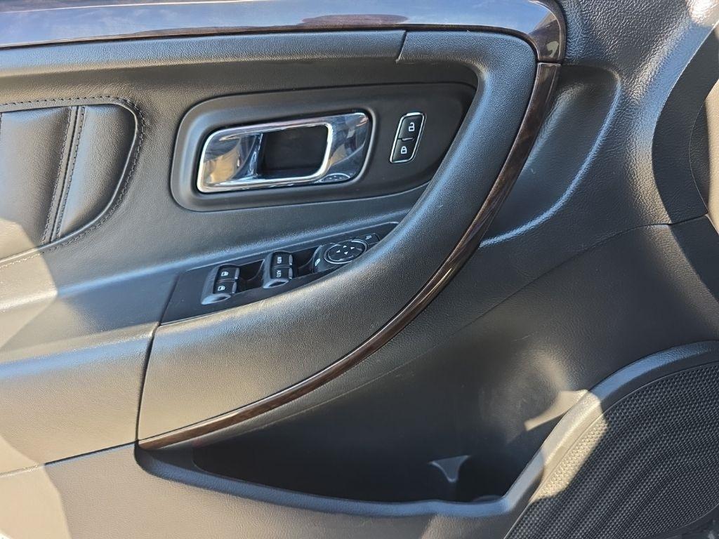 Ford Taurus Limited AWD 2019