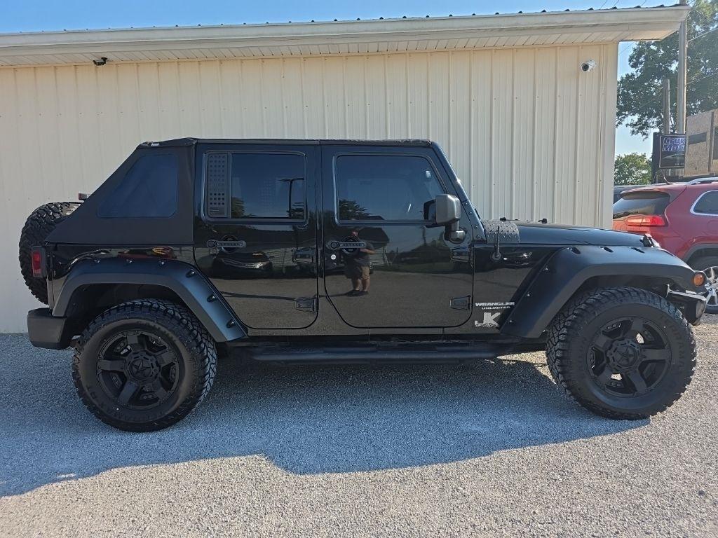 Jeep Wrangler Unlimited 4WD 4dr Sahara 2015