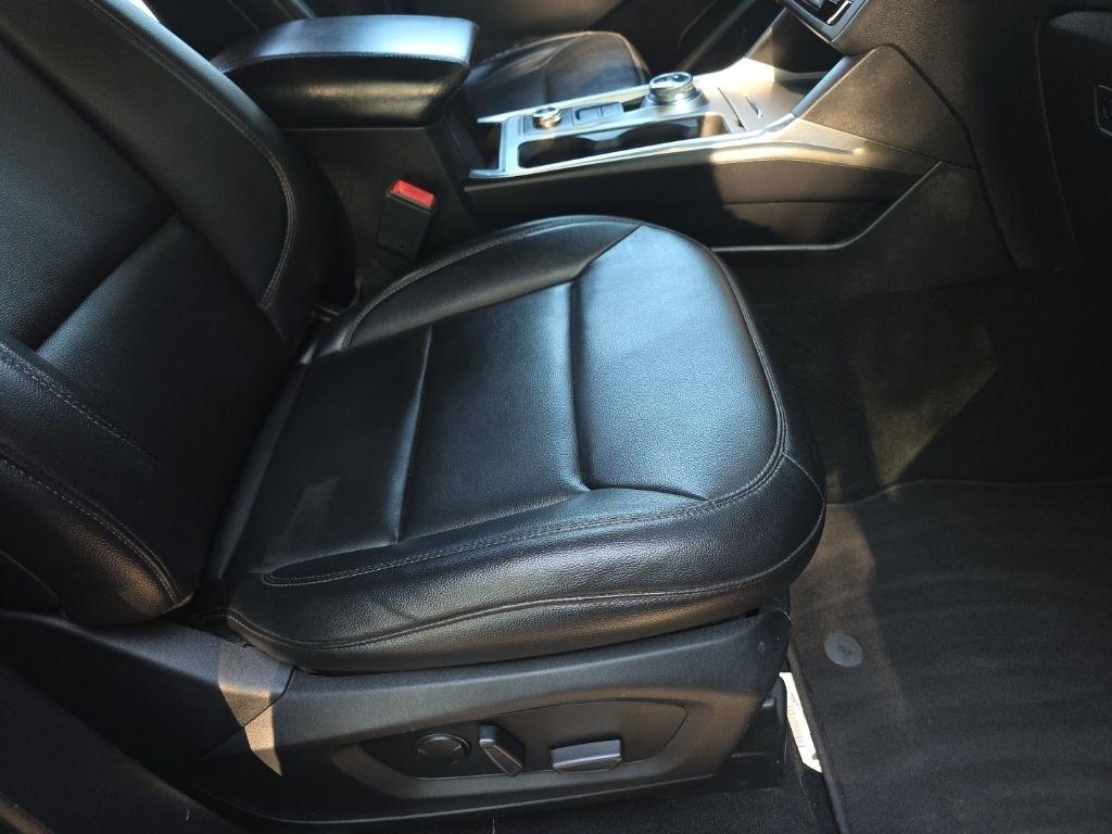 Ford Explorer XLT 4WD 2020