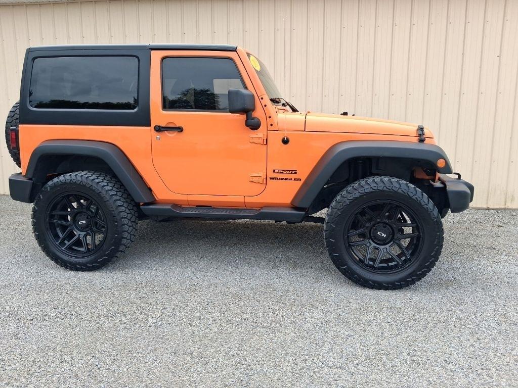 Jeep Wrangler 4WD 2dr Sport 2013
