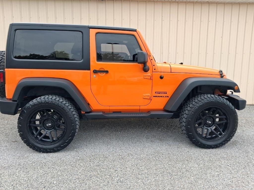 Jeep Wrangler 4WD 2dr Sport 2013