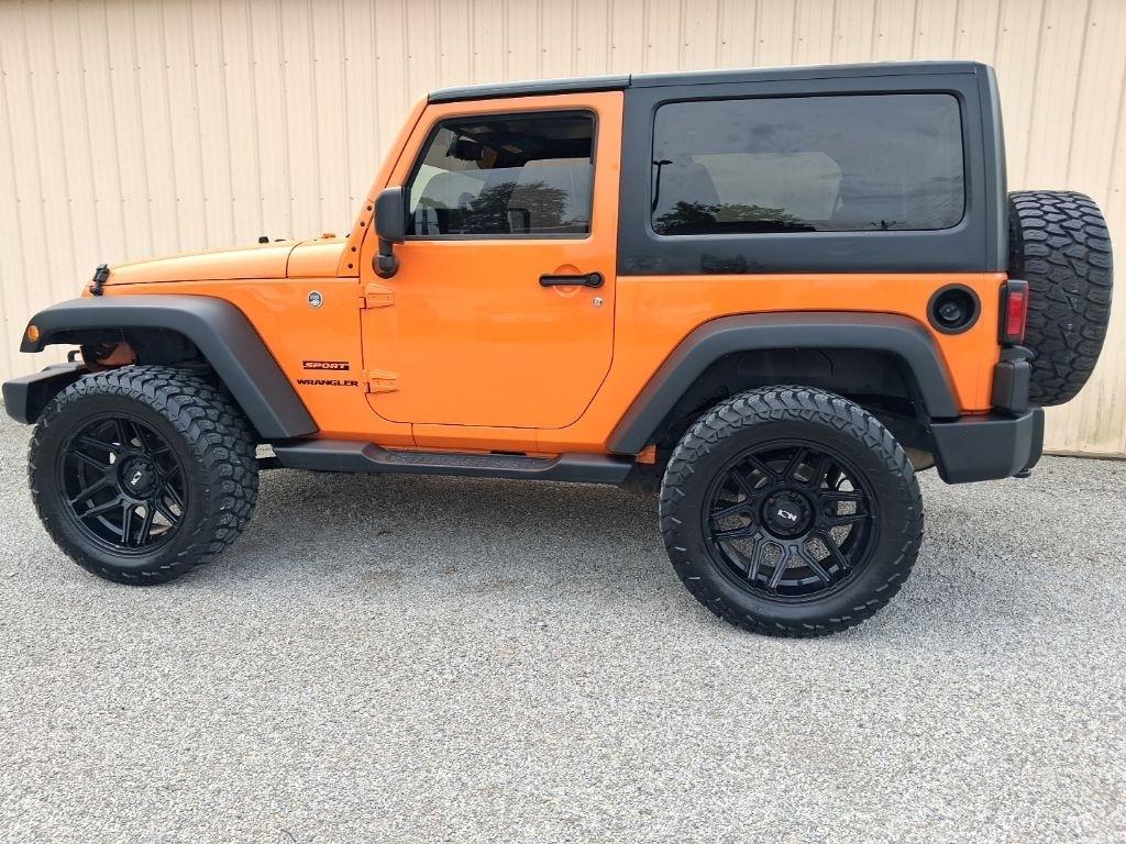 Jeep Wrangler 4WD 2dr Sport 2013