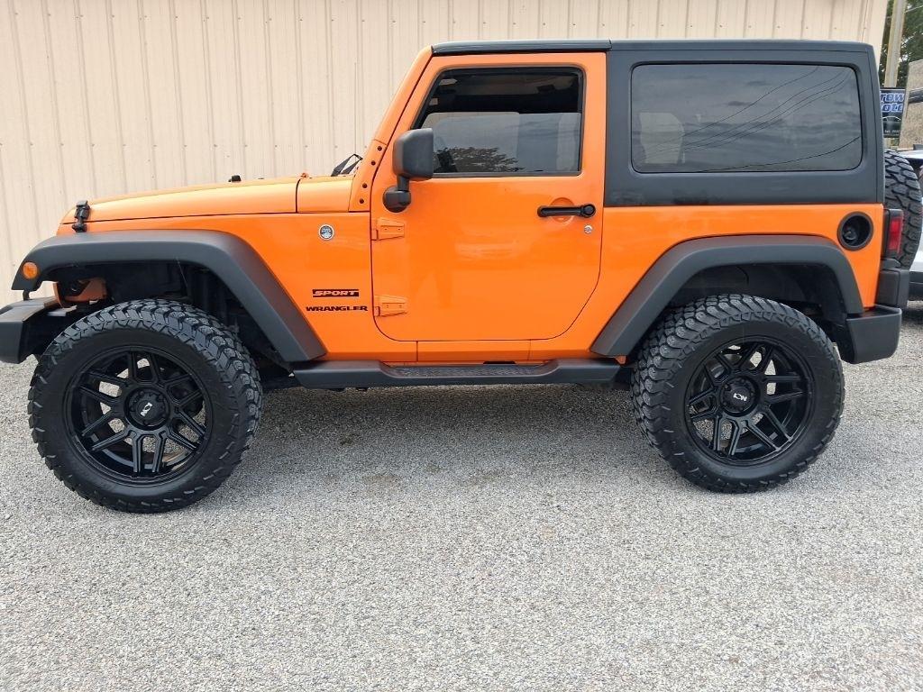 Jeep Wrangler 4WD 2dr Sport 2013