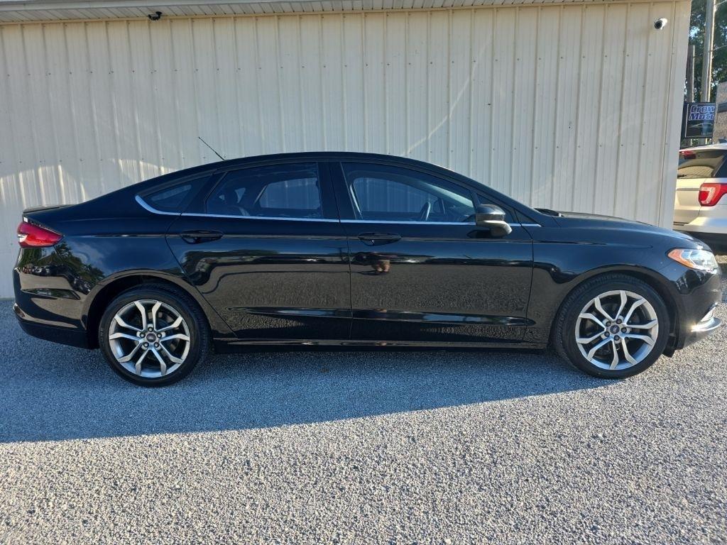 Ford Fusion SE FWD 2017