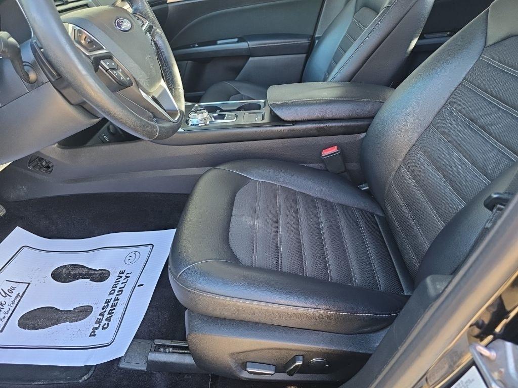 Ford Fusion SE FWD 2017