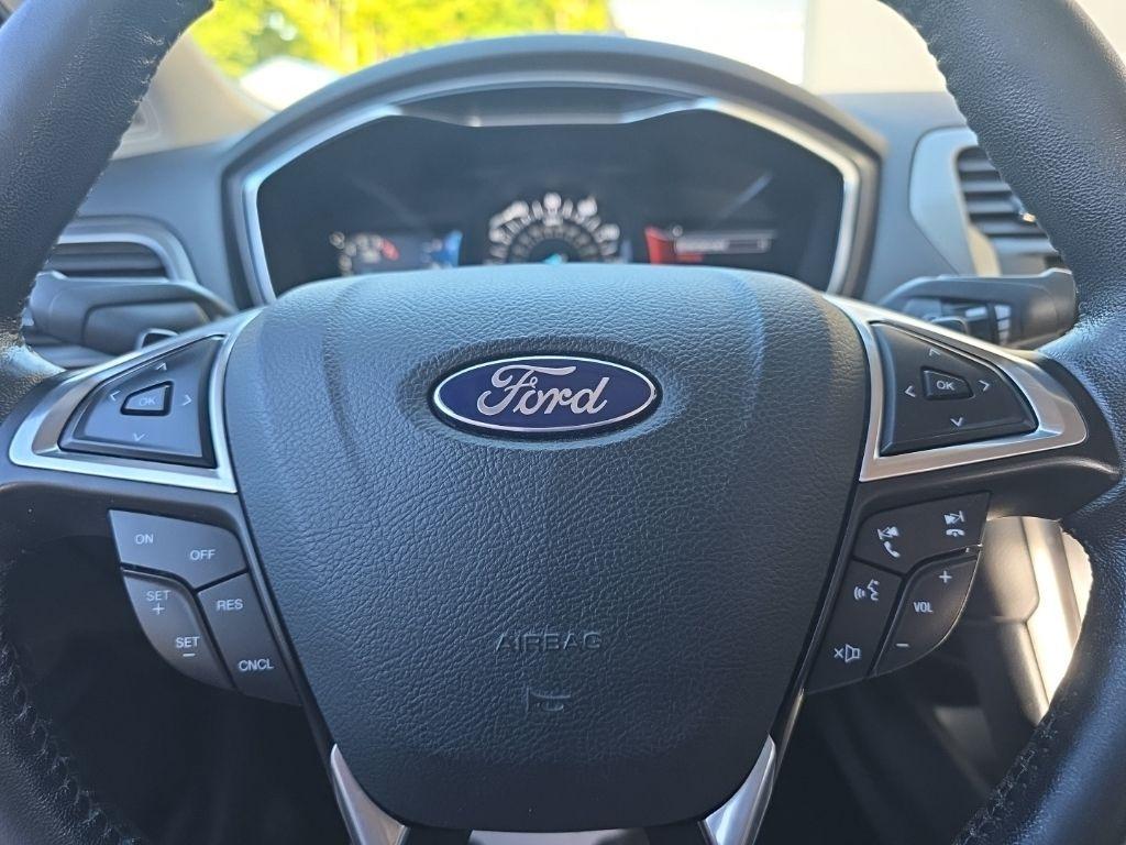 Ford Fusion SE FWD 2017