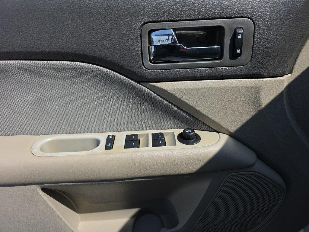Ford Fusion 4dr Sdn SE FWD 2012