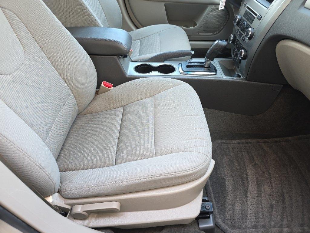 Ford Fusion 4dr Sdn SE FWD 2012