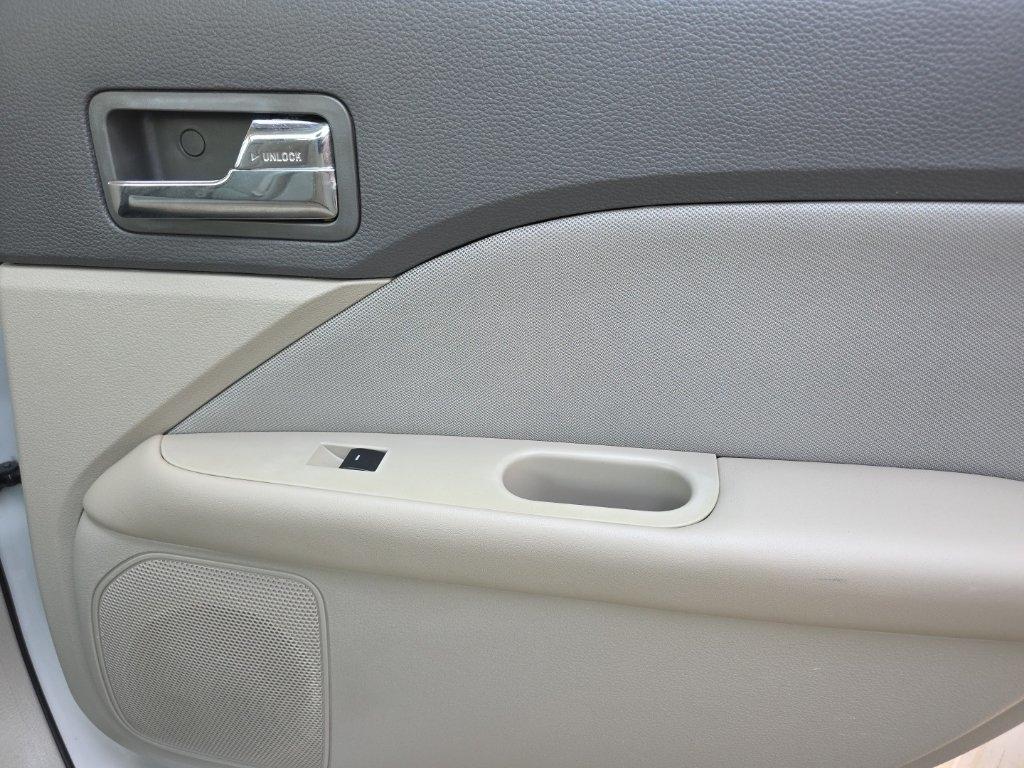 Ford Fusion 4dr Sdn SE FWD 2012